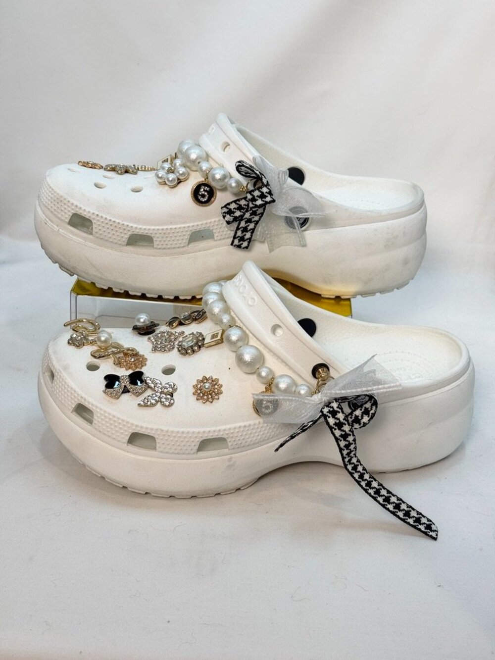 Crocs Bae Platform Clogs White Pearl Rhinestone Chanel Charms Womens 9